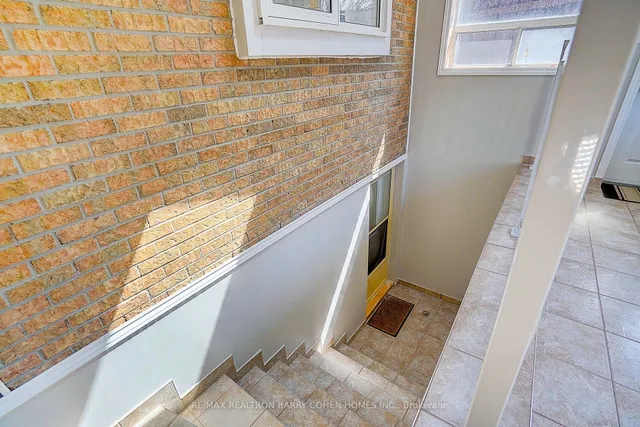 Additional image 37 of 112 Agincourt Dr