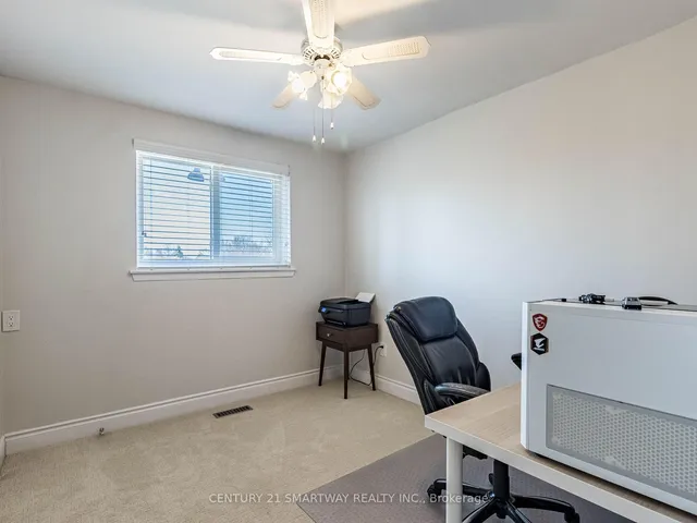 Additional image 32 of 10 Governor Grove Cres