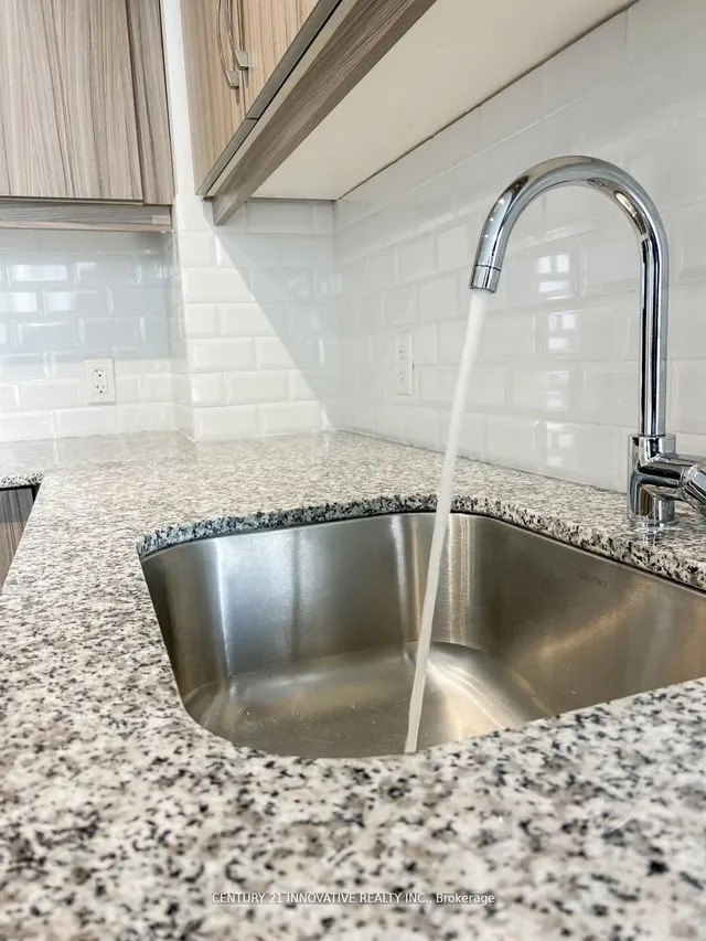 Additional image 18 of 30 Meadowglen Pl Unit 1610
