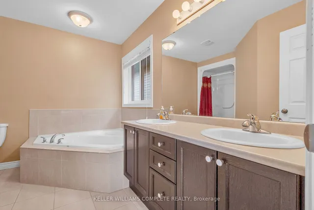 Additional image 33 of 171 PELECH Cres