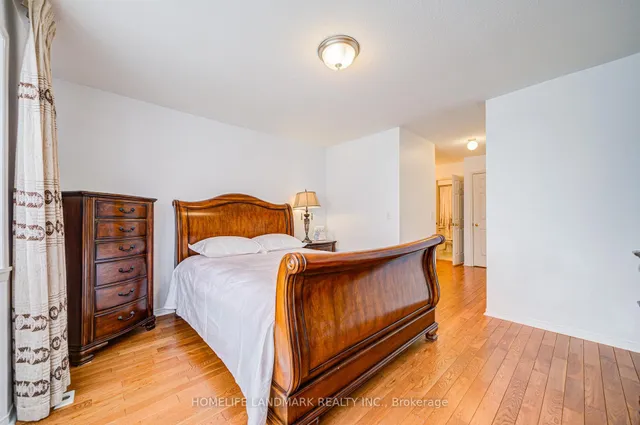 Additional image 22 of 83 Mondeo Dr Unit 212