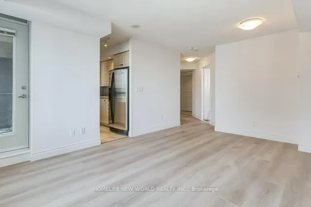 Additional image 20 of 140 Simcoe St Unit 1520