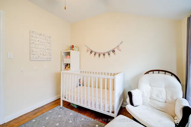 Additional image 20 of 35 Benshire Dr