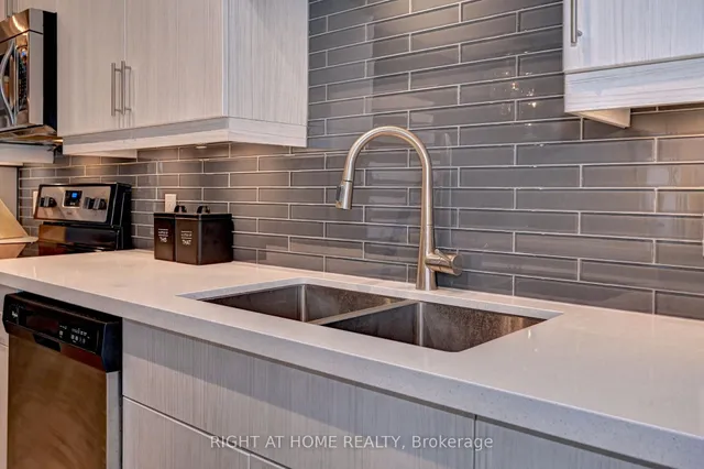 Additional image 18 of 1 Victoria St Unit 901