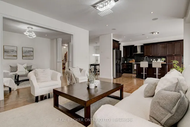 Additional image 12 of 145 Redtail St