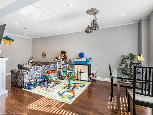 Additional image 12 of 54 Hillcroft Dr