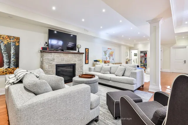 Additional image 39 of 11 Humbercrest Blvd