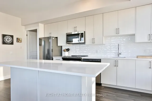 Additional image 10 of 3655 Kingston Rd Unit 910