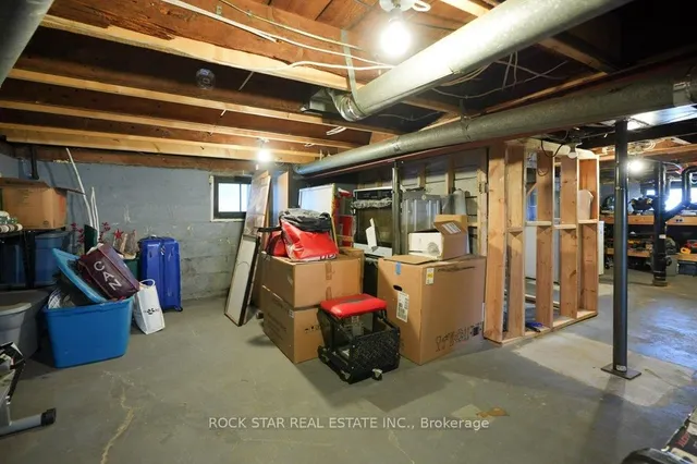 Additional image 35 of 405 Upper Wentworth St