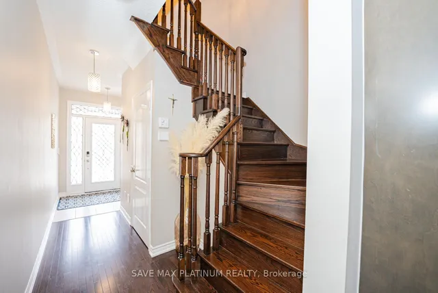 Additional image 10 of 12 Hatton Crt