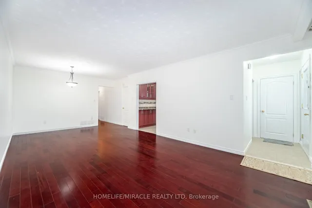 Additional image 34 of 18 Albion Cres