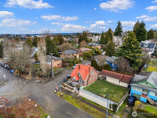 5202 35th Avenue S, Seattle, WA 98118
