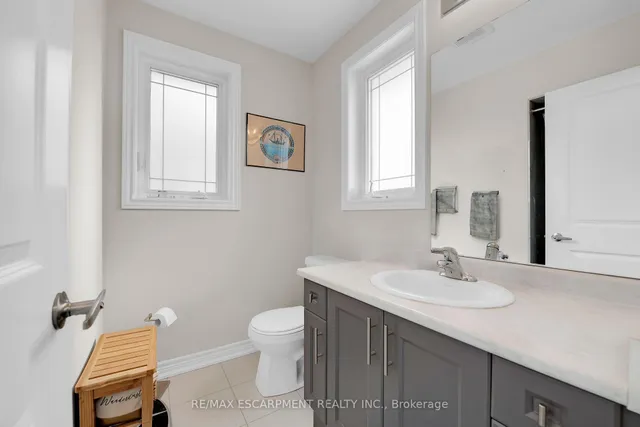 Additional image 26 of 19 Picardy Dr Unit 8