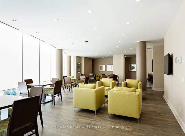 Additional image 29 of 525 Wilson Ave Unit 1011