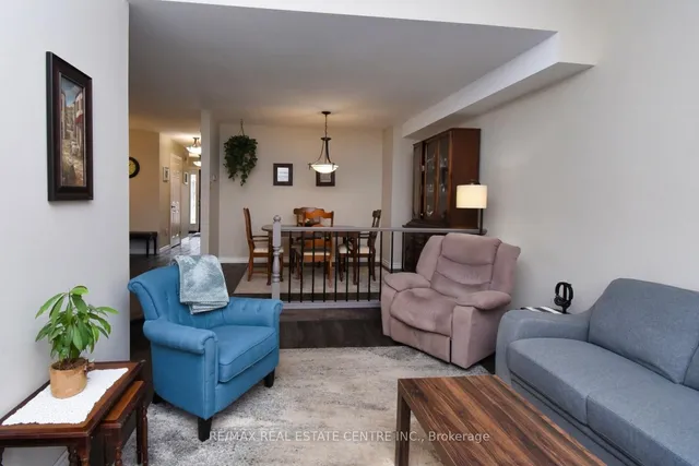 Additional image 7 of 56 Muscot Dr