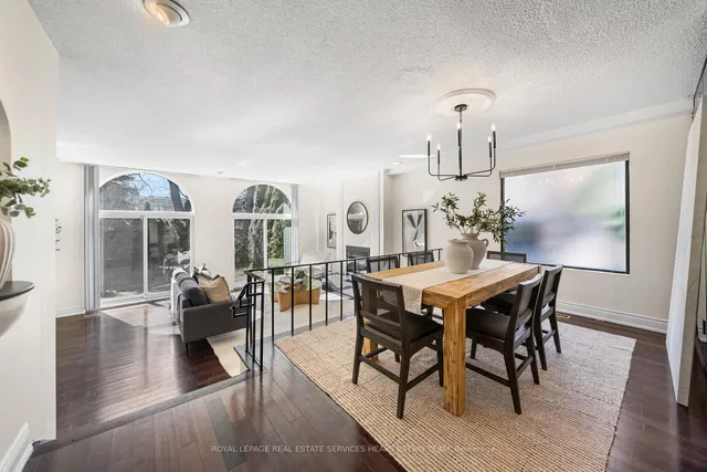 Additional image 4 of 21 Rose Park Dr