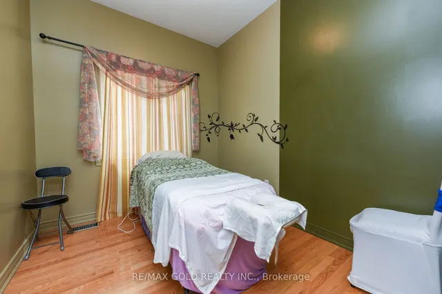 Additional image 12 of 23 Attview Cres