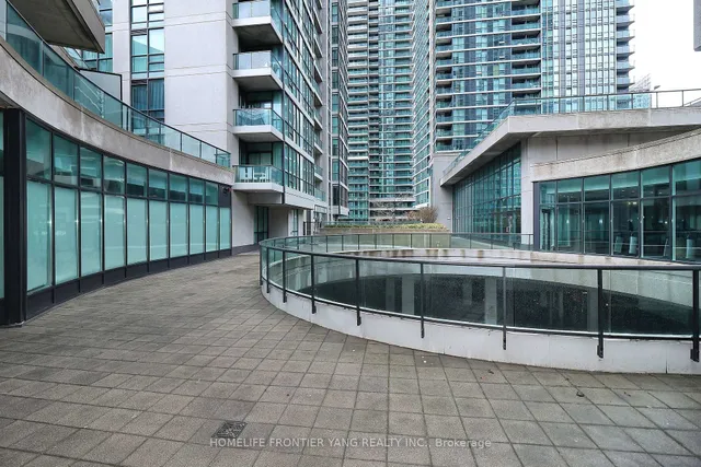 Additional image 32 of 12 Yonge St Unit 1206