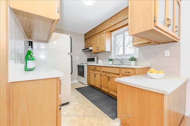 Additional image 18 of 7 Askin Pl