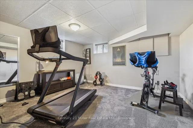 Additional image 29 of 30 Grande Ave