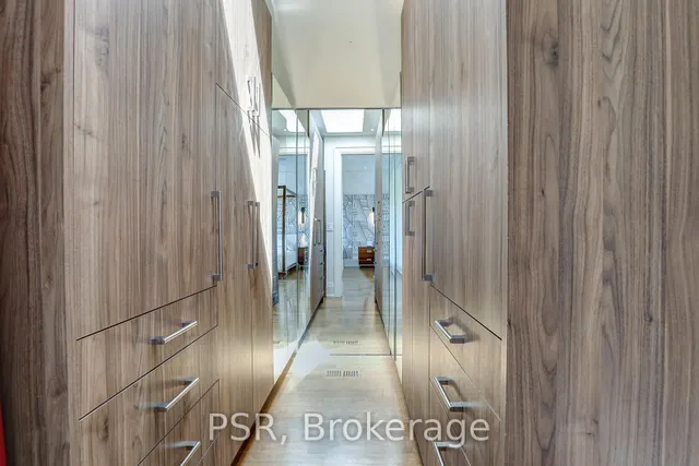 Additional image 16 of 571 Broadway Ave