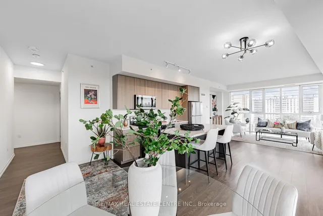 3237 Bayview Ave Unit 713