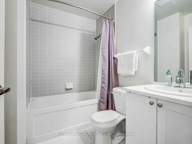 Additional image 14 of 25 Lower Simcoe St Unit 305