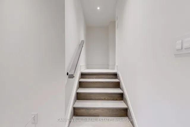 Additional image 43 of 42B Florence Ave