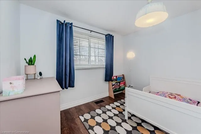 Additional image 18 of 105 Glen Park Cres