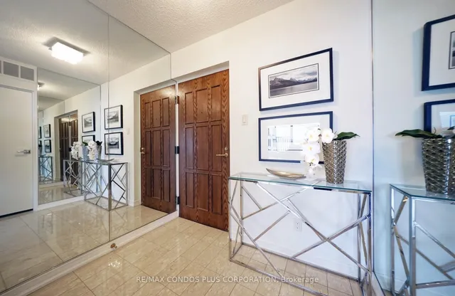 Additional image 23 of 65 Harbour Sq Unit 3603