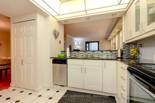 Additional image 14 of 22 Hanover Rd Unit 205