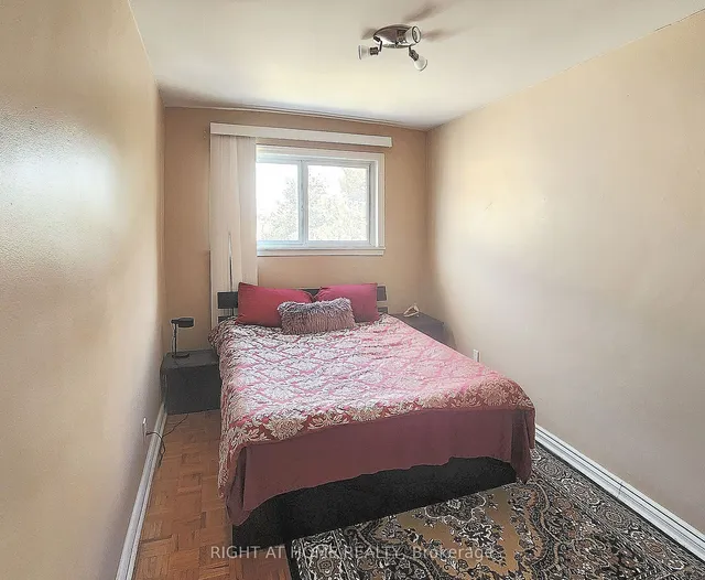 Additional image 6 of 5877 Bathurst St Unit 210