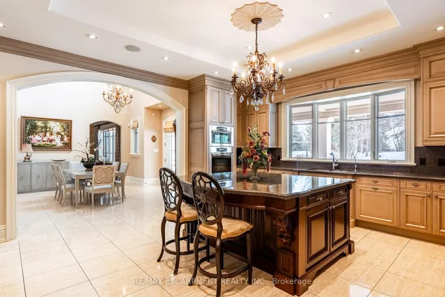 Additional image 11 of 2594 Bluffs Way