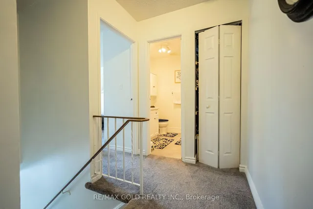 Additional image 16 of 445 Pioneer Dr Unit 4