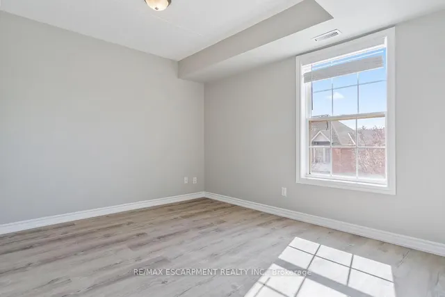 Additional image 17 of 1830 WALKERS Line Unit 301