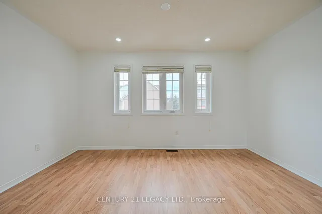 Additional image 32 of 176 Spadina Rd
