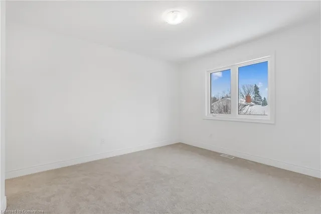 Additional image 40 of 22 Roselawn Ave