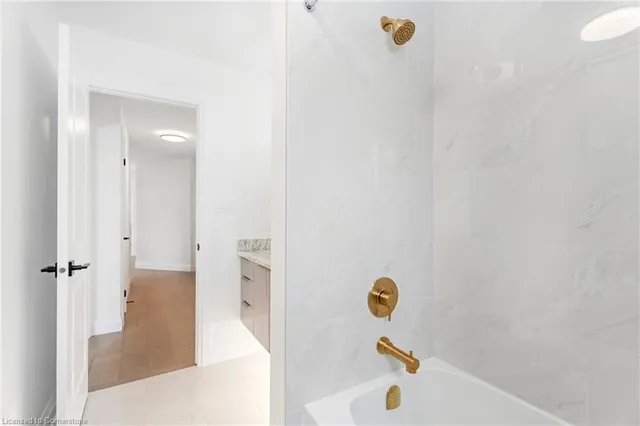 Additional image 41 of 37 Roselawn Ave