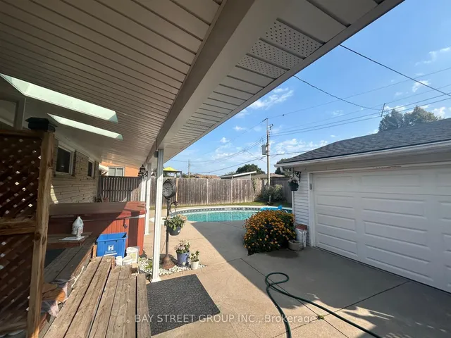 Additional image 17 of 125 Loyalist Dr