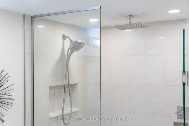 Additional image 34 of 442 Maple Ave Unit 1106