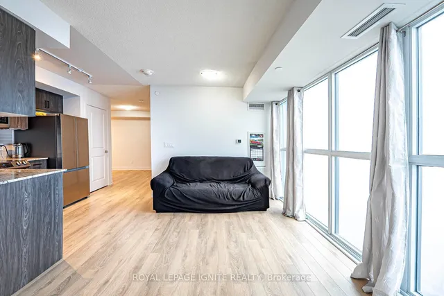 Additional image 13 of 20 Meadowglen Pl Unit 1806