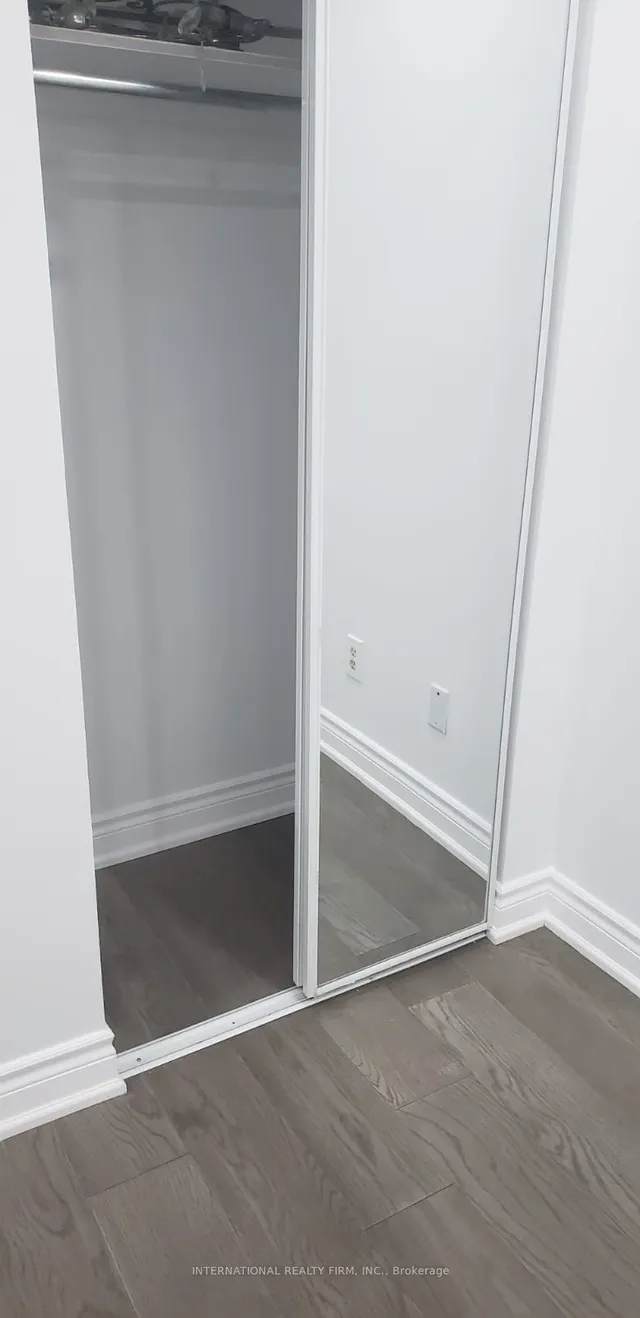 Additional image 21 of 27 Charcoal Dr