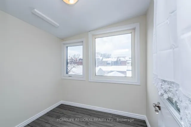 Additional image 20 of 200 Roxton Rd