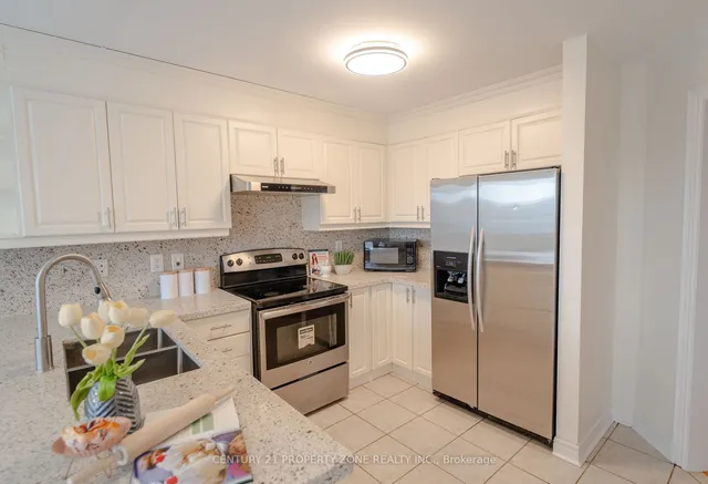 Additional image 5 of 140 Vintage Gate