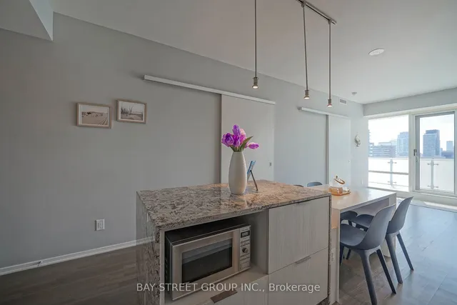 Additional image 18 of 1 Bloor St Unit 1605