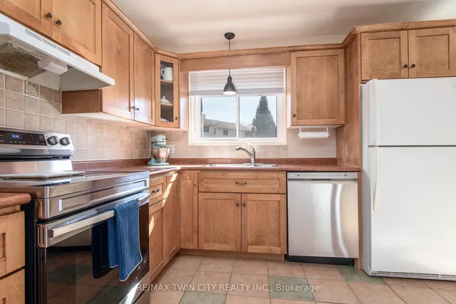 Additional image 18 of 634 Strasburg Rd Unit 32