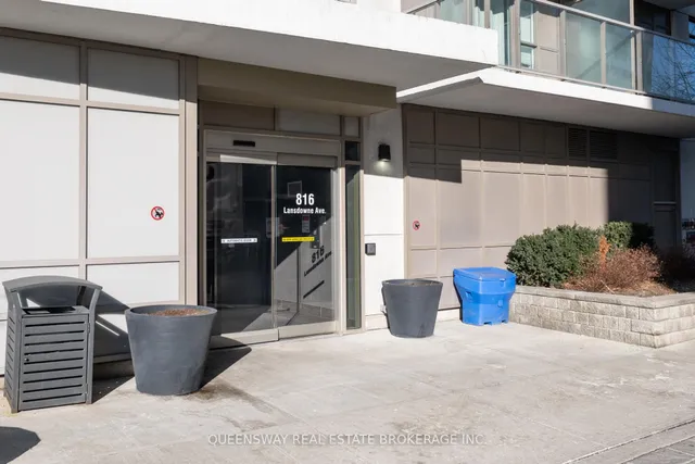 Additional image 32 of 816 Lansdowne Ave Unit 307