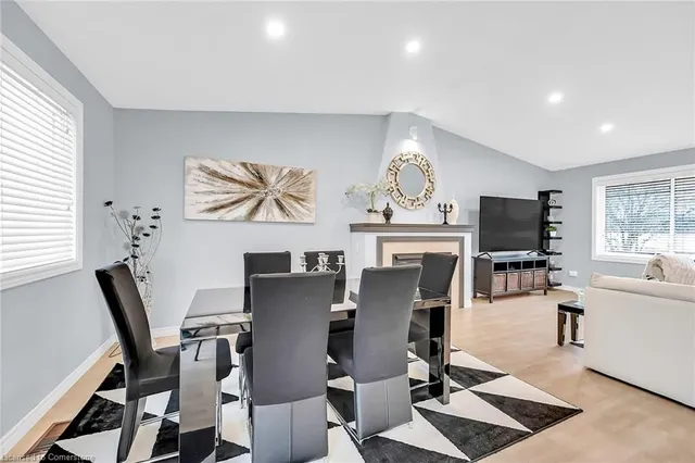 Additional image 25 of 5372 Spruce Ave