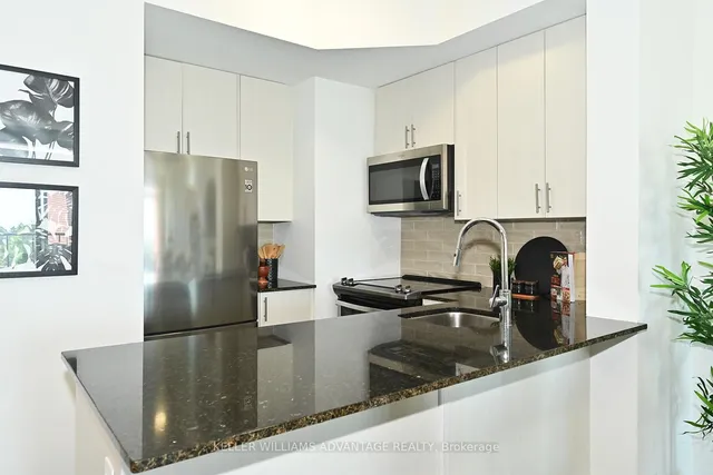 Additional image 4 of 3655 Kingston Rd Unit 816