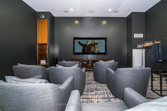 Additional image 49 of 380 Macpherson Ave Unit 333